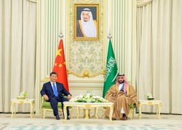 Saudi Crown Prince Mohammed Bin Salman meets with Chinese President Xi Jinping in Riyadh, Saudi Arabia December 8, 2022. Bandar Algaloud/Courtesy of Saudi Royal Court/Handout via