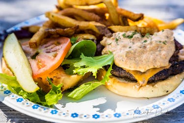 Chef Dilly’s 1788 King’s College Loyalist Burger was a hit with Annapolis Valley Burger Wars patrons, resulting in Andrew Dill earning two awards for 2024.  
Mark Davidson/Special to the Valley Journal-Advertiser
