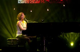 Singer Sarah McLachlan performs in Halifax, November 19, 2014. (ADRIEN VECZAN/Staff)