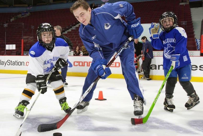 Rick Rypien helped out with the Canucks' First Strides program.