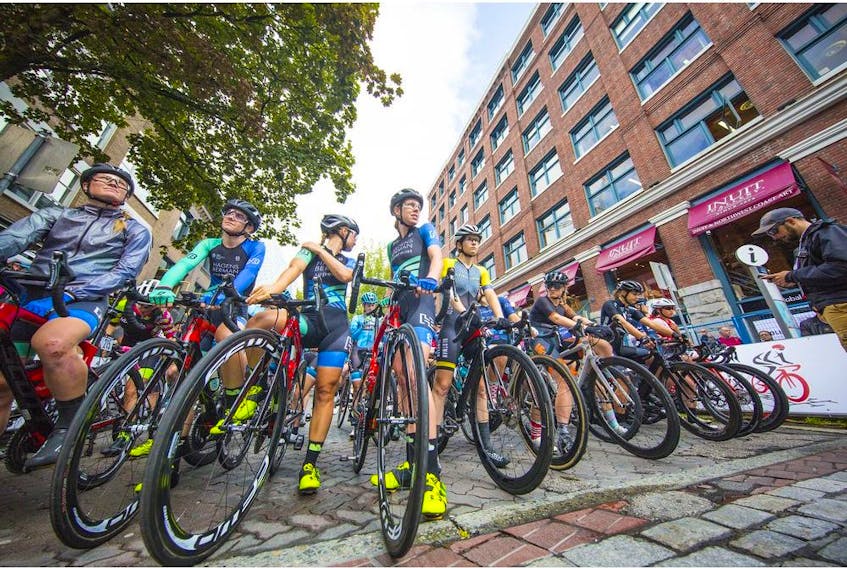 Women's race at 2019 Gastown Grand Prix,  More than 200 cyclists from 10 countries raced for the biggest criterium winning prize money in North America. 