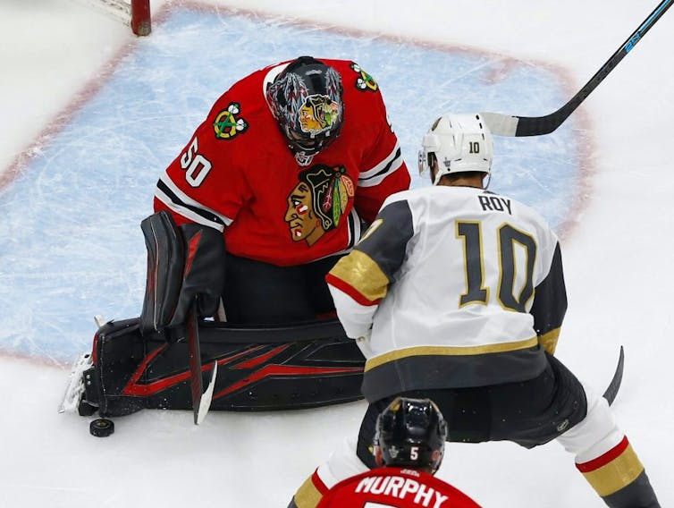 Blackhawks should find a role for Crawford