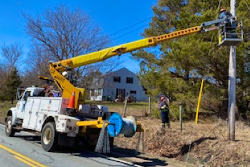 Roadside crews will be installing infrastructure for a fibre-optic internet project in Annapolis County in the coming days.