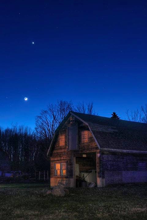 Jeff Dalton is one of our many contributors, who generously shares his photographic art with all of us. 
Last Saturday evening, Jeff was out capturing the beauty of the night sky over Canning NS. This is one of his many photos of Venus and the moon.   He says the sky was so clear you could see Aldebaran.  Aldebaran is the brightest star in the constellation Taurus and is known as the "Eye of Taurus."  It’s to the left of the moon.