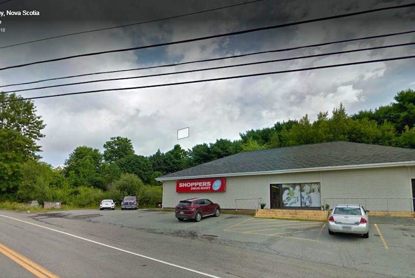 
Robert Brian Sanford walked into the New Germany Shoppers Drug Mart on Aug. 28, 2017, wearing a mask and brandishing a fake handgun while demanding cash and pills. (GOOGLE MAPS)
