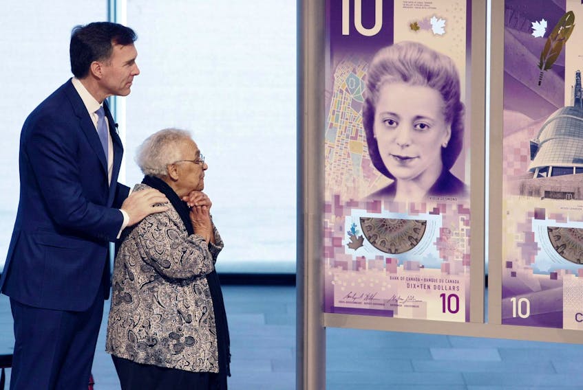 
Federal Finance Minister Bill Morneau and Wanda Robson, Viola Desmond’s sister, unveiled on March 8, 2018 the new $10 bill honouring Desmond as a human rights activist. - Eric Wynne / File
