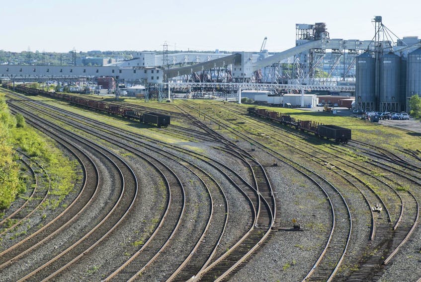 
Halifax had been trying to put a viable commuter rail system in place but was unable to reach an agreement with CN, which owns the existing rail line used for freight out of the Port of Halifax as well as Via passenger service. - Ryan Taplin 
