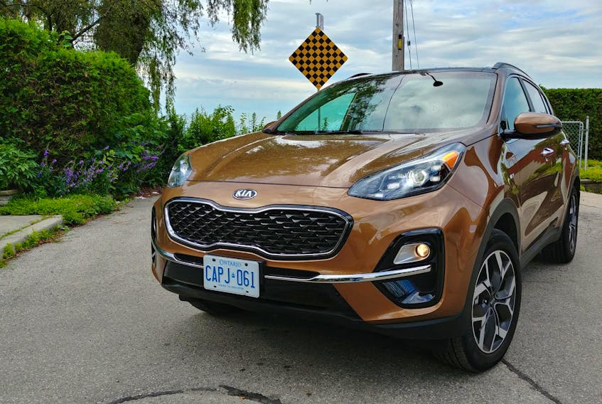 
For the 2020 model year, the Sportage received a new exterior design which included trading the almond-shaped headlights for bigger and shapely lighting units as well as a modernized tiger-nose grille. 
SABRINA GIACOMINI
