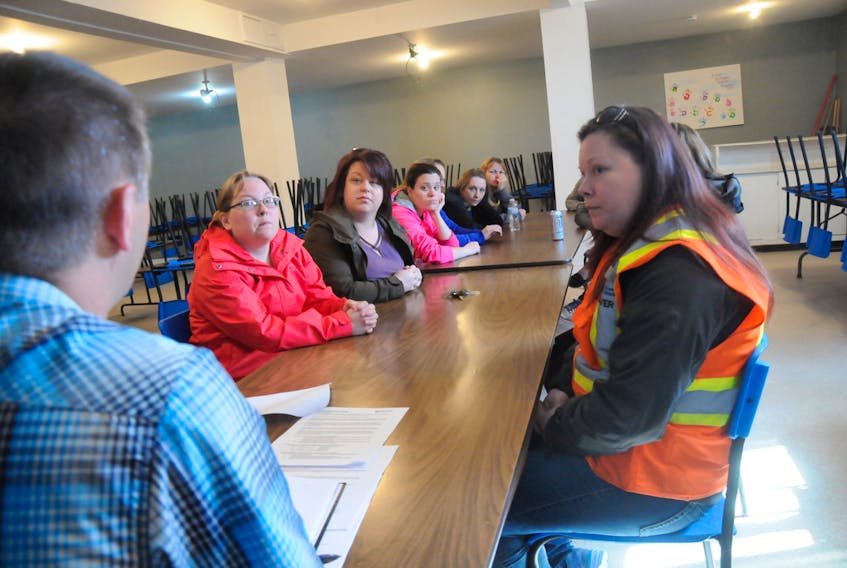 A dozen Dover parents sat down with Fogo – Cape Freels MHA Derrick Bragg, May 10, to express their concerns about the upcoming enforcement that would eliminate student pickup within a 1.6 km radius of William Mercer Academy.