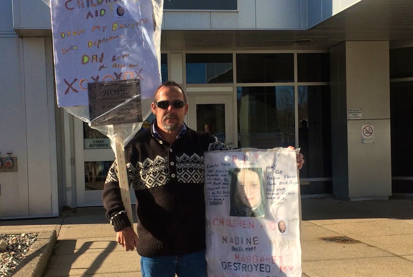 A grieving Cape Breton father is making his pain public in mounting a protest in relation to the death of his daughter in September. Bill Fraser of New Waterford protested earlier this week at the Sydney Justice Centre and has also protested in locations in Glace Bay. His daughter, Billie Jean Blanchard, was killed in a motor vehicle accident and left behind four children who are in the care of their father. Fraser contends that provincial agencies involved in his daughter’s life, such as children’s aid, failed her.