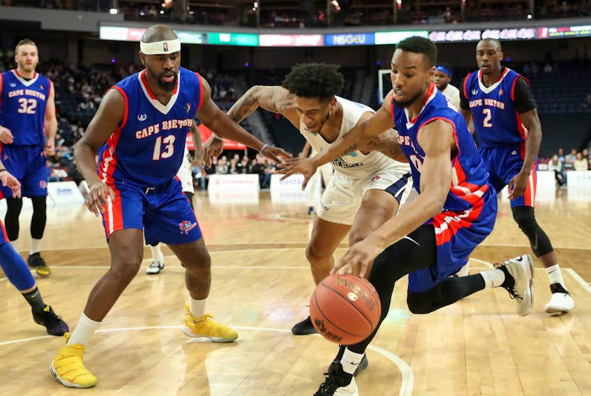 The Cape Breton Highlanders suffered their third-straight loss on Sunday with a 117-91 loss to the Halifax Hurricanes at the Scotiabank Centre in Halifax.