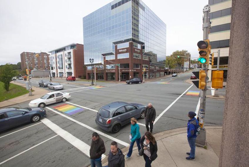 The Halifax Regional Municipality will pilot the implementation of Leading Pedestrian Intervals at six signalized intersections throughout the municipality on Thursday, October 11. Alderney Drive at Ochterloney Street is one of five being converted for the trial.