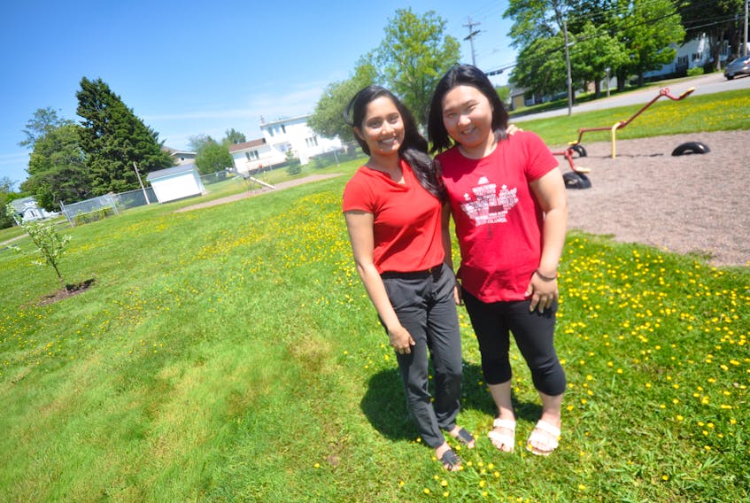 When Nadee Buddhiwickrama (left) moved to Canada one of the first people she met was Heeyeon Son of Maggie’s Place. As Canada Day approached, the two shared their thoughts on being newcomers to this country.