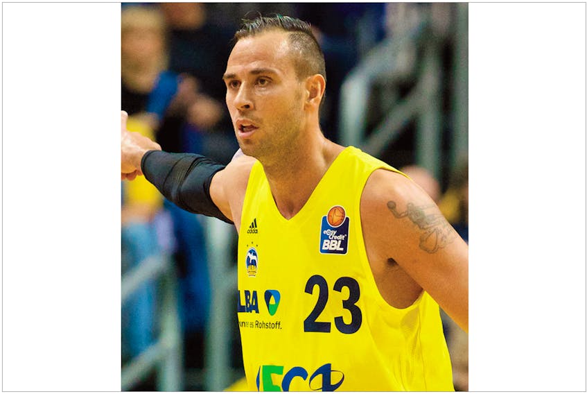 www.albaberlin.de — Newfoundland basketball star Carl English has spent the last 12 years playing in professional leagues in Europe, including a stint with ALBA Berlin last season.