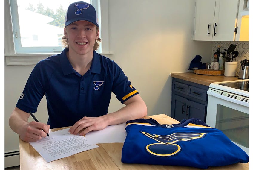 Charlottetown Islanders goalie Colten Ellis recently signed his first professional contract with the NHL’s St. Louis Blues.