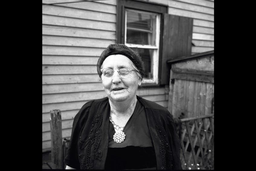 Charlotte Decker, Parson’s Pond. Photo by Kenneth Peacock, 1959/Canadian Museum of History, J16266