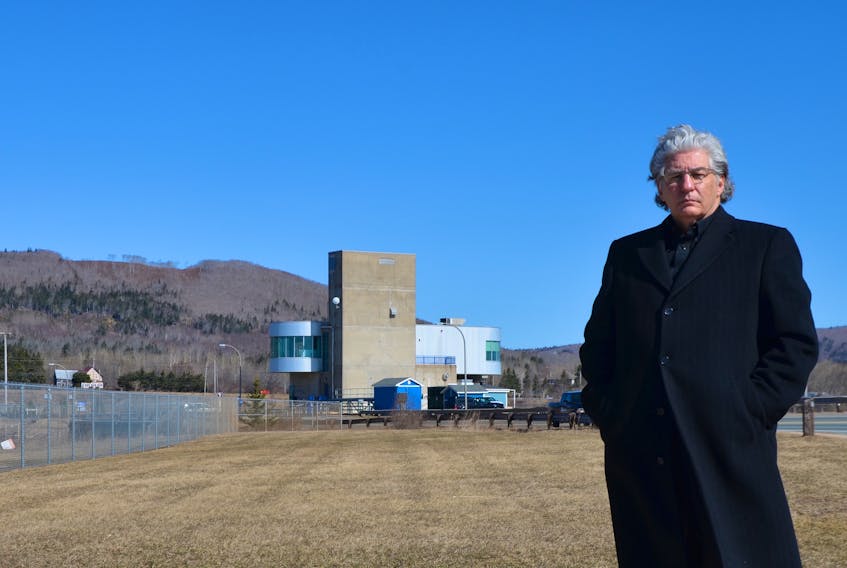Annapolis Royal Mayor Bill MacDonald says shutdown of the Nova Scotia Power tidal power generating plant won’t impact the town’s coffers now or in the foreseeable future. The Department of Fisheries and Oceans ordered the shutdown out of fish mortality concerns.