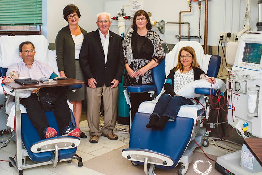 The MacIntosh family drop in while Glenn and Ruth-Anne receive treatment to see the dialysis unit’s new chairs in action. From left are: Glenn MacIntosh, Joan MacIntosh, Russell MacIntosh, Jane McDow, Ruth-Anne MacIntosh. ABERDEEN HEALTH FOUNDATION PHOTO