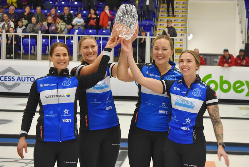 Anna Hasselborg of Sweden defeated Kerri Einarson of Winnipeg to win the Tier 1 final of the Grand Slam of Curling held at the Pictou County Wellness Centre on Sunday afternoon. The final score was 8-5.