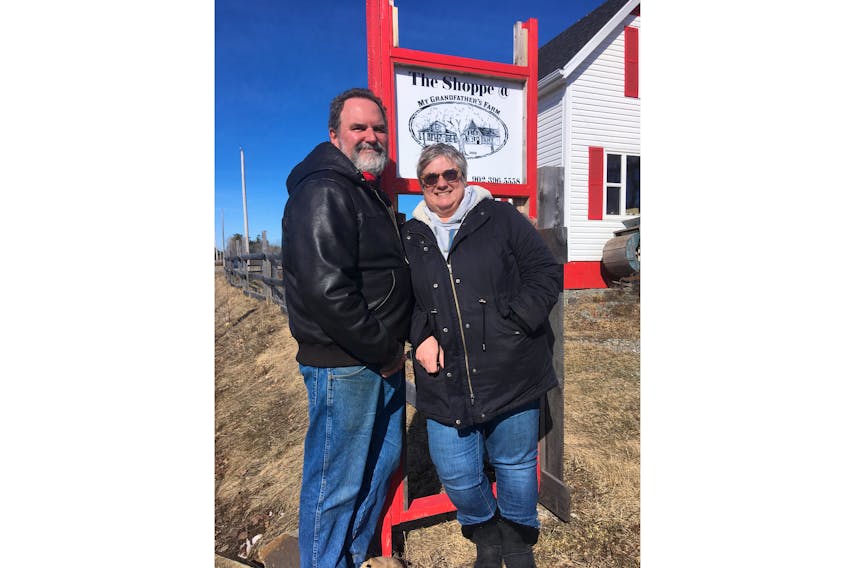 Farm livin’ is the life for Darrell and Vonda Roddick and My Grandfather’s Farm is their place to be. Vonda’s love of gardening and Darrell’s desire to see the family farm back in production brought them home after years of teaching in Kuwait, Dominican Republic and Korea.