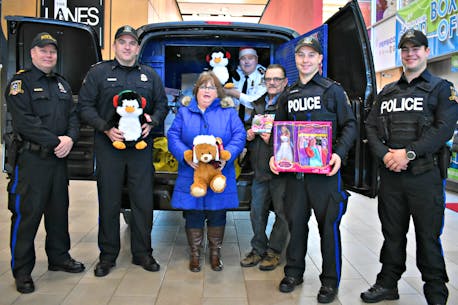 Summerside police give the gift of Christmas to families in need