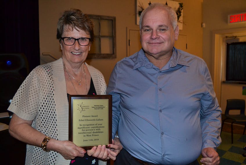 Community Inclusions residential client David Baglole presents the organization’s 2018 Pioneer award to Ethel Ellsworth-Gallant. Ellsworth-Gallant, the organization’s former Residential Service Coordinator, has a 33-year history as a voice and advocate for people with disabilities.