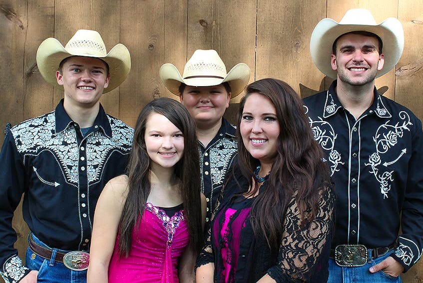 The Baker Family, from Missouri, U.S.A., will be performing at the Evangeline Bluegrass Festival on July 13 and 14. Making up the band are 17-year-old Trustin Baker, playing the fiddle and lead vocals; 15-year-old Carina Baker, playing the mandolin and lead vocals; 13-year-old Elijah Baker playing the upright bass; the mother of the family, Carrie Baker, on guitar and vocals; and Hunter Motts, a friend of the family, playing banjo.