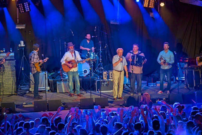 Shanneyganock and Dud Davidge were one of the highlights of this year’s George Street Festival, says reviewer Wendy Rose.