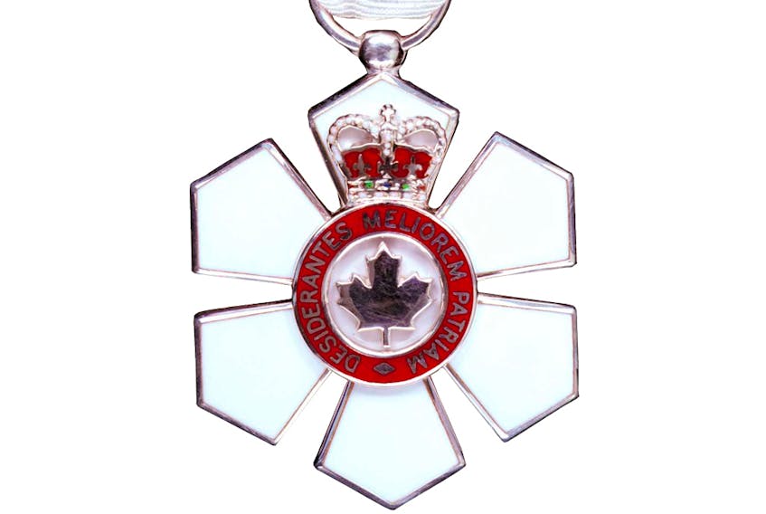 Member of the Order of Canada medal. - www.gg.ca
