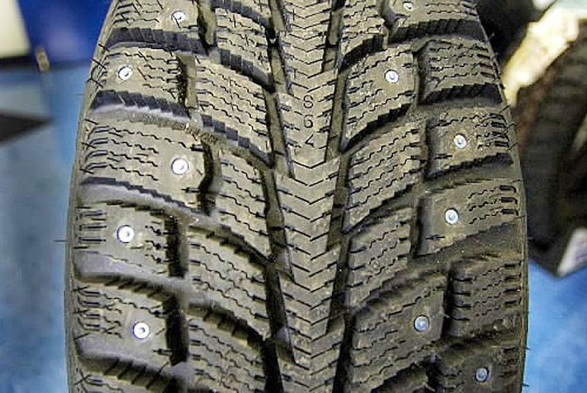 Motorists in the province are once again permitted to use studded tires as of tomorrow, Nov. 1.