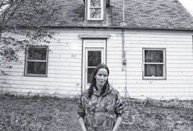 Amy Cresine is a single mom with four children living in Guysborough. She is pictured in front of the house she rents and is doing the best she can to make it work for her family. 
(AARON BESWICK • THE CHRONICLE HERALD)
