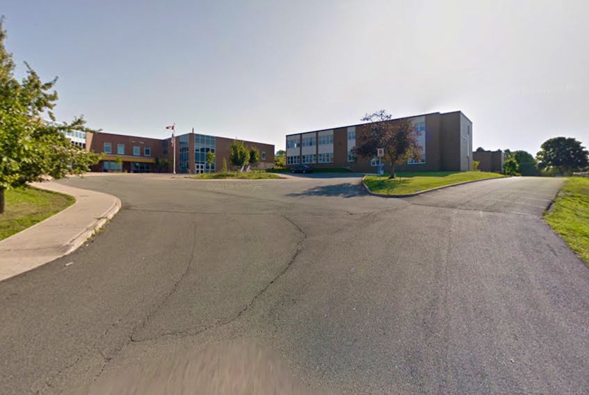 École acadienne de Truro will close until Jan. 27 after a person at the school was diagnosed with COVID-19.