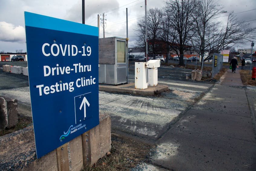Jan. 12, 2021—The COVID-19 drive-thru testing site behind Dartmouth General was quiet today. Cases of COVID-19 have been dropping for Nova Scotia over the last week.
ERIC WYNNE/Chronicle Herald