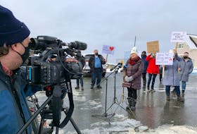 Jan. 23, 2021--Halifax Regional Municipality District 13 Councillor Pam Lovelace speaks the media in the parking lot at the Sou'ester restaurant. The group Save the Natural Beauty of Peggys Cove held a small rally Saturday to protest a development of a viewing platform announced last week by the Nova Scotia government. They say it will take away from the natural beauty of the area.
ERIC WYNNE/Chronicle Herald
