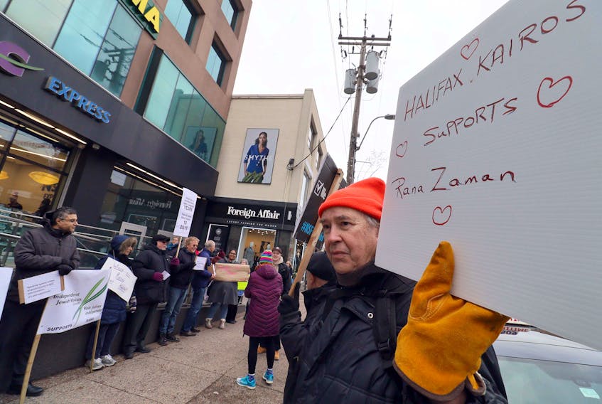 On Monday, Dec. 23, 2019, about 30 protesters stood outside the Spring Garden Road offices of the Nova Scotia Human Rights Commission to support Rana Zaman. On Dec. 10, the Nova Scotia Human Rights Commission awarded the social activist the prestigious Individual Human Rights Award at a ceremony at the Halifax Central Library. Ten days later, it rescinded Zaman’s award due to comments she made comparing Israeli actions to those of the Nazis.