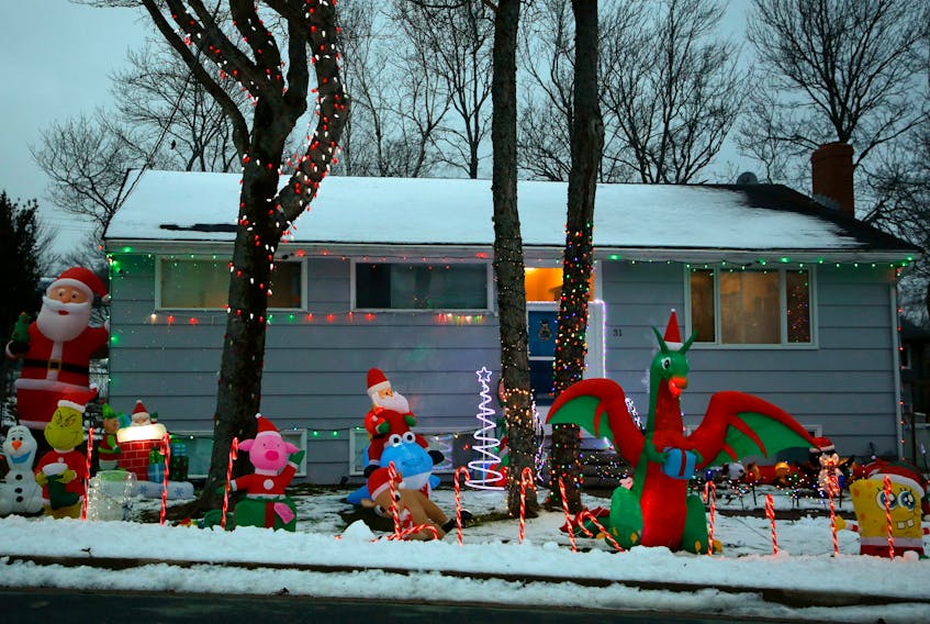 FOR DEMONT STORY:
A Christmas display is seen in front of a Canary Crescent home in Halifax Wednesday January 6, 2020.. 

TIM KROCHAK PHOTO