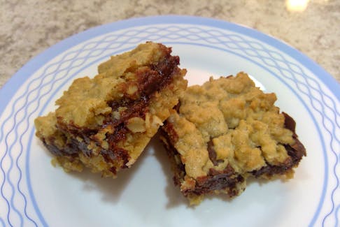 Chocolate Oat Sandwich Bars are full of crispy, chewy goodness and perfect for bake sales.