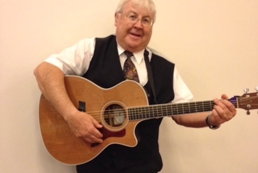 Dino Dunsford will perform a concert at Winsloe United Church on Sunday at 7:30 p.m.