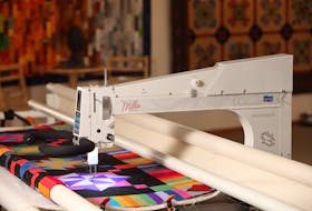 Bring your quilts to Sew Many Stitches for that professional finish. Want to do it yourself? Finish your quilt easily and quickly with our long-arm rental program. - APQS Millie