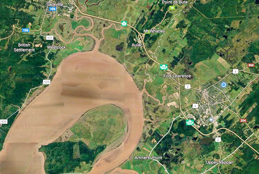Mayors in Amherst and Sackville, N.B. and Cumberland County's warden have written infrastructure minister in Nova Scotia, New Brunswick and Ottawa to ask for a meeting regarding crumbling dike infrastructure on the Tantramar Marsh.
