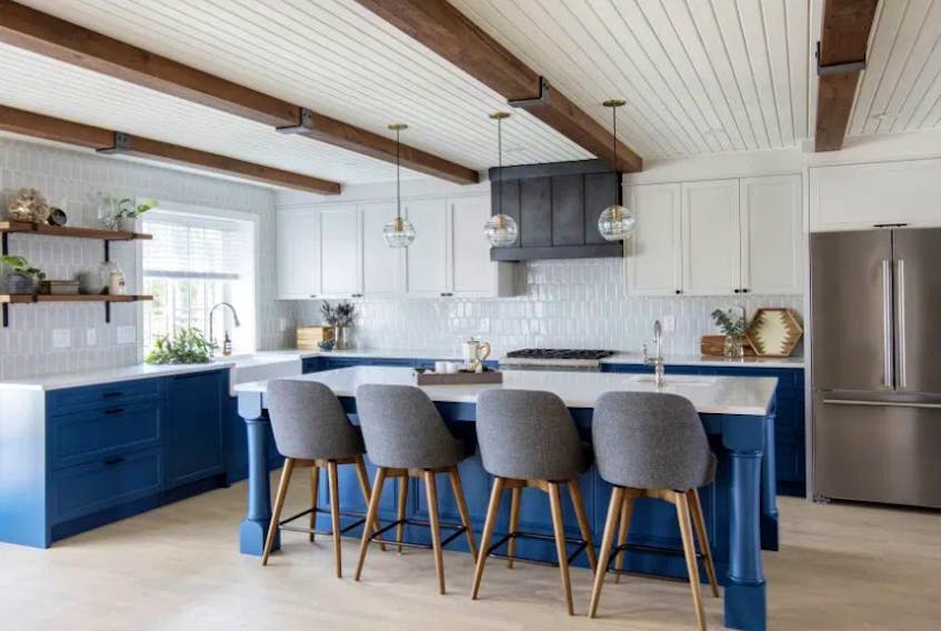 Don’t forget the fifth wall — the ceiling — when designing with modern farmhouse.   
JAMIE BANFIELD DESIGN  POSTMEDIA