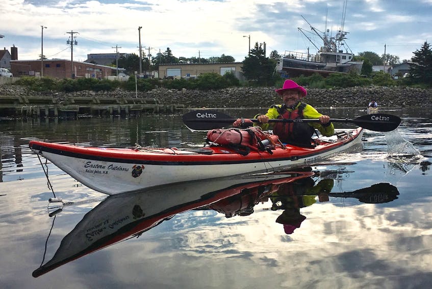 Steve Chard, the pink-cowboy-hat-wearing Brit who set out to paddle 10,000 km.