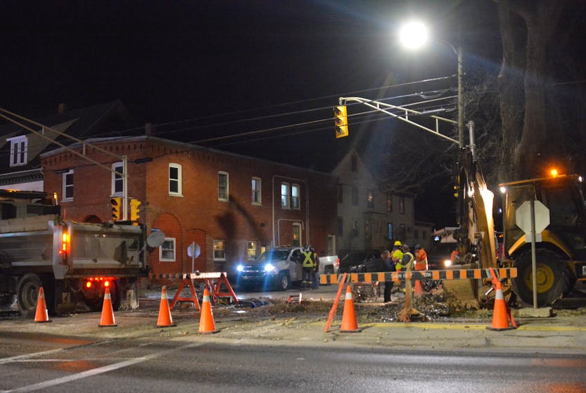 Town crews were still on site the evening of Feb. 8 working on repairing a water leak in the Town of Yarmouth. TINA COMEAU