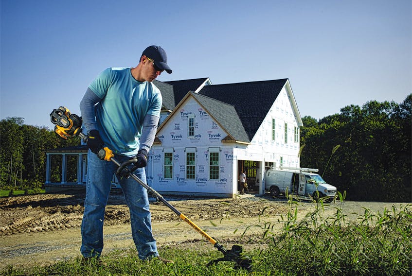 A wide cutting swath and generous run time on Craftsman’s cordless string trimer 
will make it popular with homeowners.