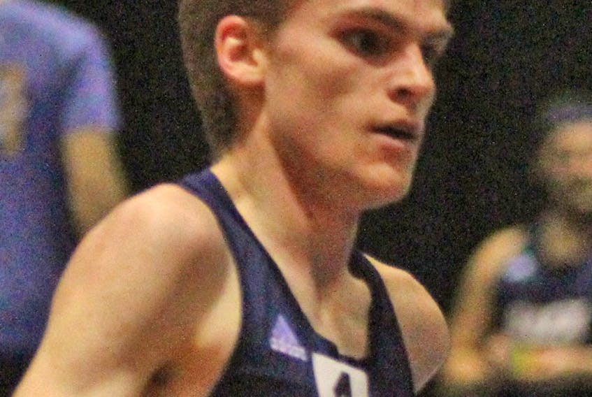 Angus Rawling defended his AUS crown in the 3,000m with a record-shattering time of 8:18.82. He will defend his U Sports title this weekend in Winnipeg at the University of Manitoba. Normand Leger