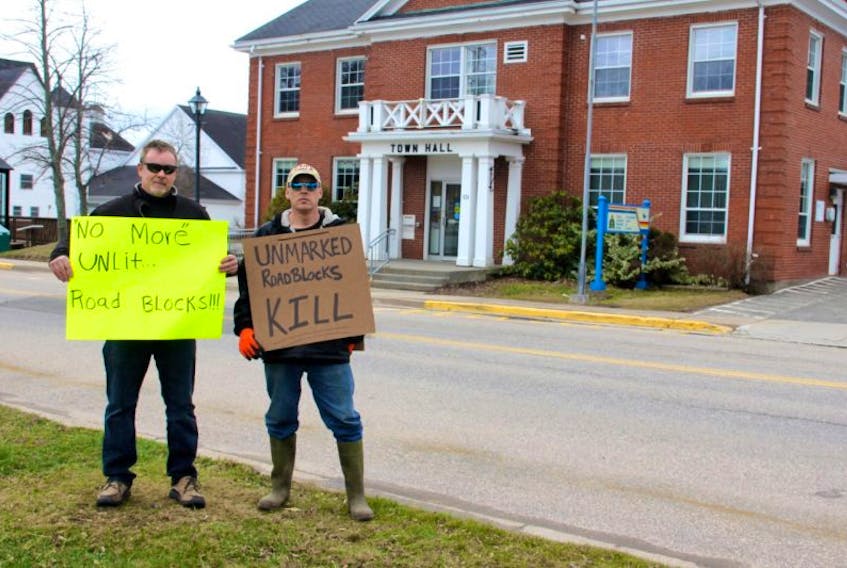 Billy Rodda is trying to raise safety awareness about police checkpoints. He has been hosting peaceful demonstrations outside the RCMP community office in Middleton. On April 3, he was joined by Wayne Bezanson, of Kings County.