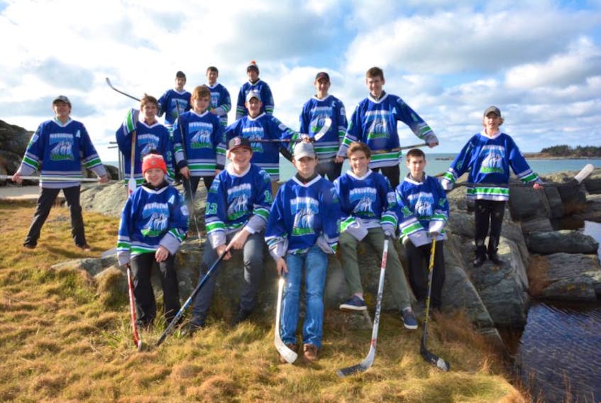 The Yarmouth Bantam AA Jacq’s Hometown Drycleaners and Jake’s Diner Mariners will host bantam AA provincial in April. The team is made up players from Yarmouth and Shelburne counties and Clare.