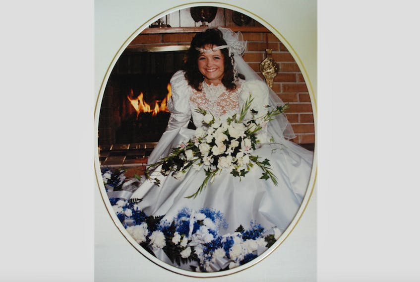 Mary Larner-Pardy on her wedding day 30 years ago. She’s now looking for her dress, which was mixed up by a drycleaner in 1989.