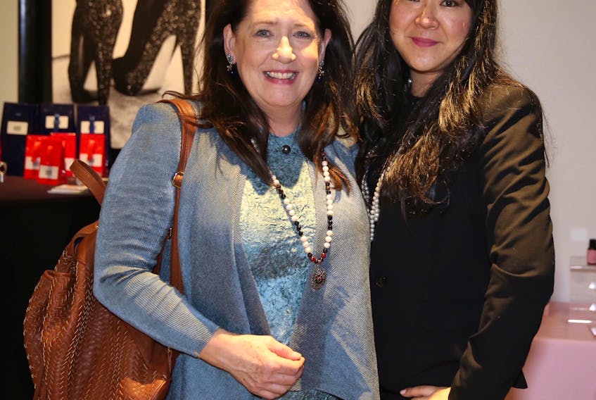 Actress Ann Dowd, left, a Golden Globe nominee for best supporting actress in a series, miniseries or motion picture for TV for her role in “The Handmaid’s Tale,” poses for a photo with North Sydney’s Lisa Lee in the Golden Globes gifting suite. In addition to the necklace Dowd is wearing in the photo, she received a bracelet from Lee’s line of healing gemstone jewelry that she wore on the red carpet at Sunday’s award ceremony.