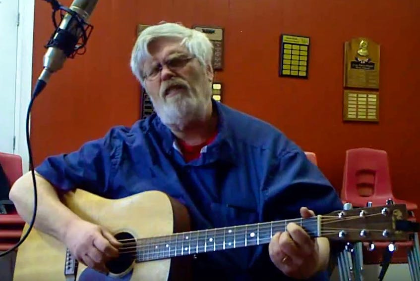 Rob Bentley performs COVID-19 Blues, a song he wrote about the virus and uploaded to YouTube and Facebook. YouTube screengrab